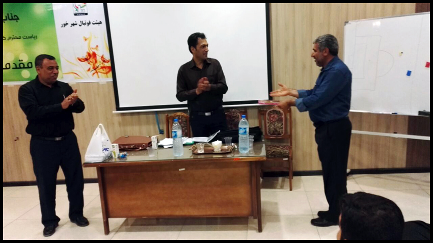 برگزاری کلاس توجیهی داوری فوتبال در شهرستان لارستان