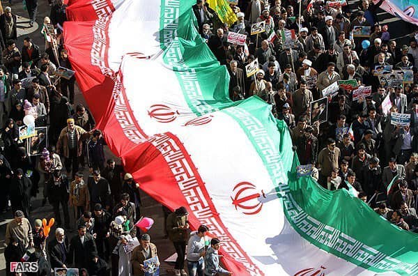دعوت ریاست هیات فوتبال استان فارس از ورزشکاران و اهالی فوتبال، برای حضور گسترده در راهپیمایی 22 بهمن